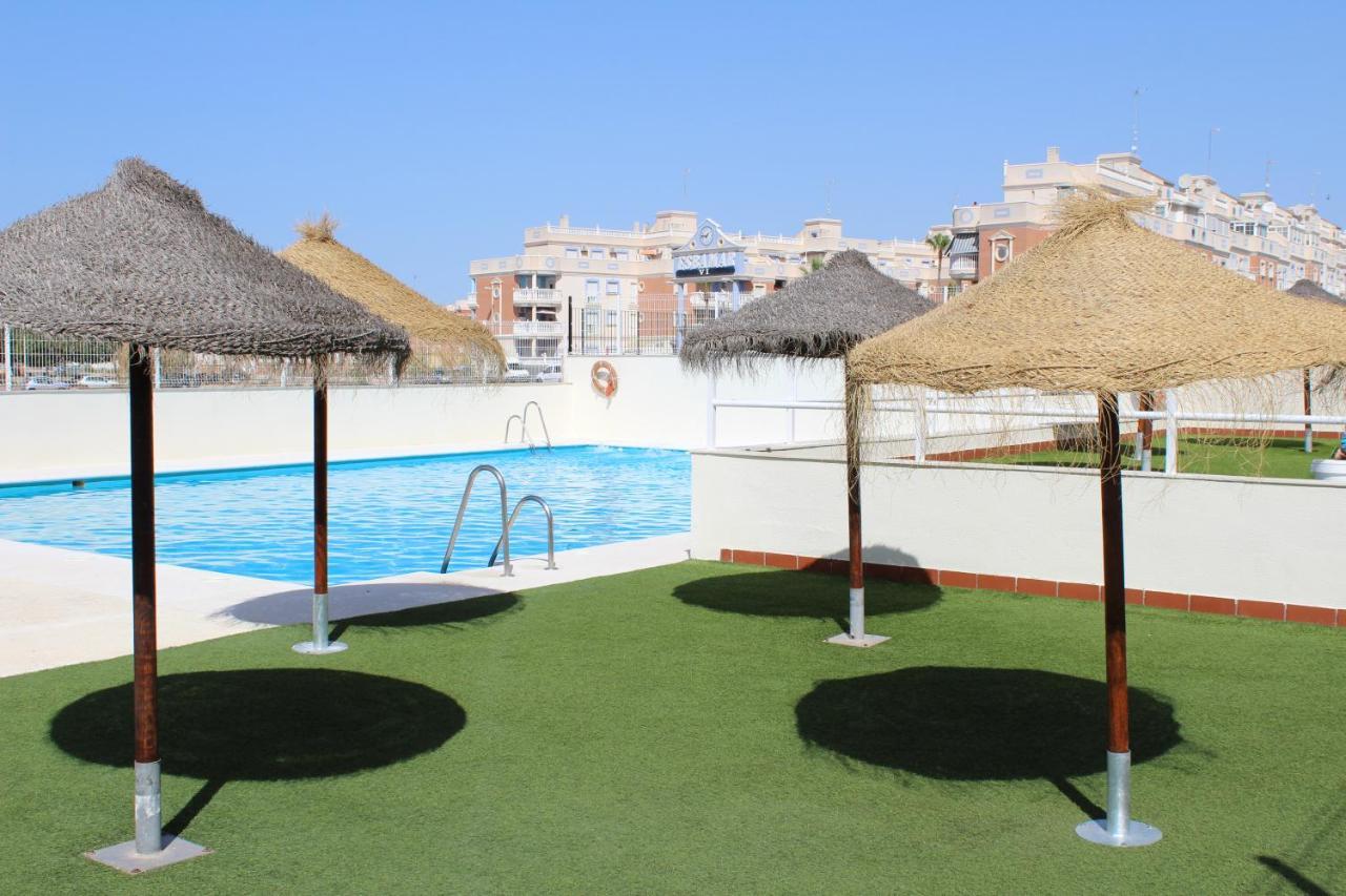 Apartamento Sol Y Playa Roquetas-ático Con Piscina, Solarium Y Garaje